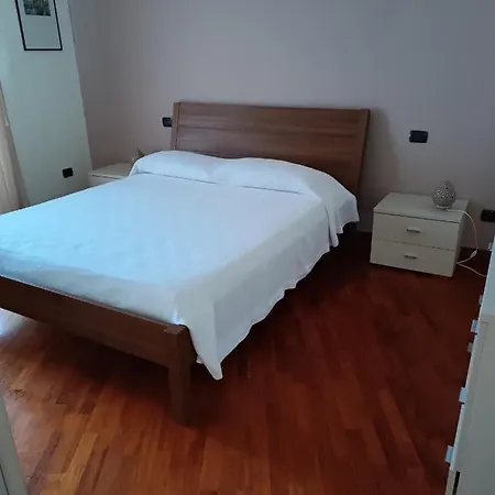 Carola Apartment *